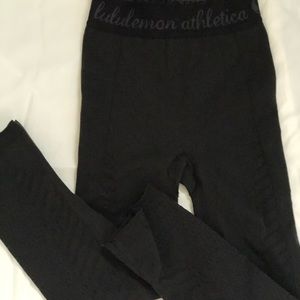 Lululemon black leggings